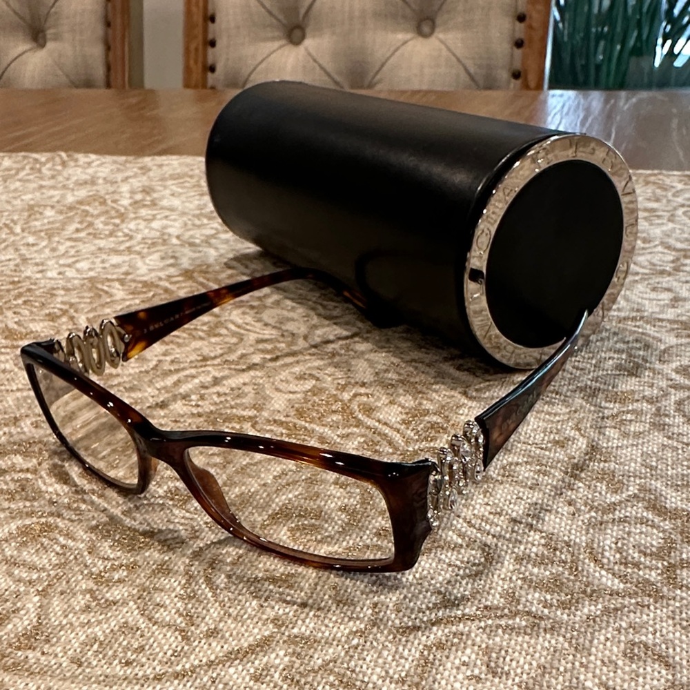 Tortoise Shell Glasses with Black Case